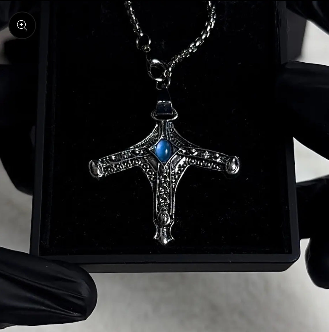 Sword Hunter Pendant