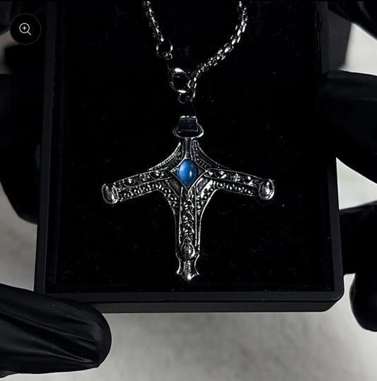 Sword Hunter Pendant