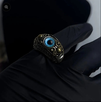 (LIMITED STOCK) Pontiffs Eye Ring